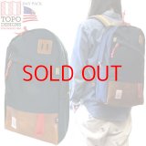 ★完売 TOPO DESIGNS トポデザイン アメリカ製 1000デニールコーデュラナイロン　レザーボトム　パッククロスナイロンを採用した バックパック 【DAY PACK 22.4L】【デイパック 22.4リッター】　【ネイビー×レザー】　ビギン掲載品　MADE IN USA　topo designs 