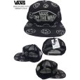 画像2: ★完売 VANS 入手難新品 アメリカ企画限定 バンズのレア品 ヴァンズ ニコちゃん スマイリーロゴ OFF THE WALLパッチ付き スナップバック メッシュキャップ 【ブラック】 VANS SMILEY SNAPBACK MSEH TRUCKER CAP 推奨頭周囲56-60cm 本物正規品 お振込み決済にて8%還元！ (2)