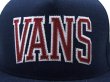 画像3: ★セール US企画 新品 バンズ VANS アメカジ カレッジ調 レタードロゴ フレックスフィット キャップ ネイビー VANS SVD UNIVERSITY SNAPBACK 推奨頭周囲55-60cm 東京オリンピックに向けて (3)