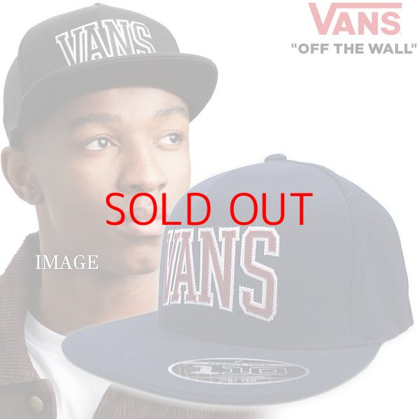 画像1: ★セール US企画 新品 バンズ VANS アメカジ カレッジ調 レタードロゴ フレックスフィット キャップ ネイビー VANS SVD UNIVERSITY SNAPBACK 推奨頭周囲55-60cm 東京オリンピックに向けて (1)